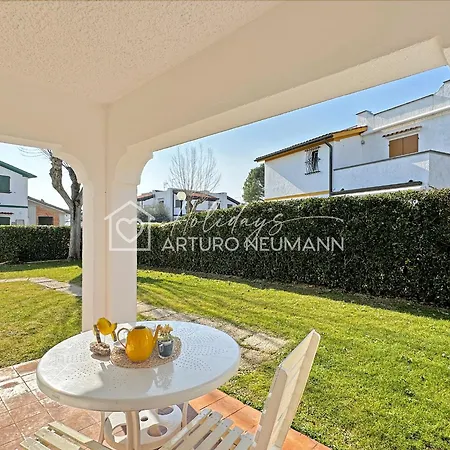 226 - Villaggio Riva Musone Villa Con Portico E Ampio Giardino, Climatizzata, 200 Mt Dal Mare Pulizia, Biancheria E Spiaggia Inclusa Allo Chalet Bebo'S 아파트 포르토레카나티