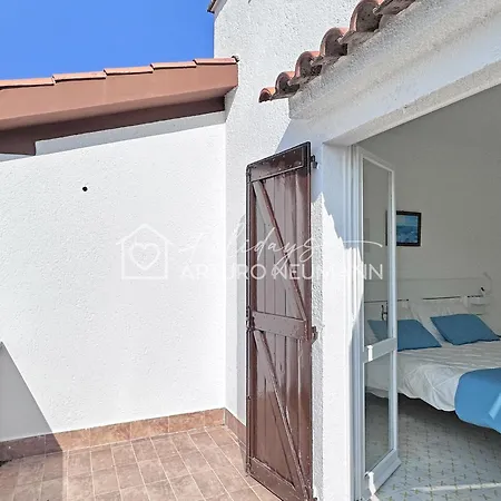 226 - Villaggio Riva Musone Villa Con Portico E Ampio Giardino, Climatizzata, 200 Mt Dal Mare Pulizia, Biancheria E Spiaggia Inclusa Allo Chalet Bebo'S 포르토레카나티
